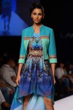Model walk the ramp for Ranna Gill show at LFW 2013 Day 1 in Grand Haytt, Mumbai on 23rd Aug 2013 (225).JPG